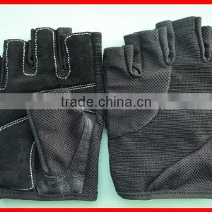 Gym Weightlifting Glove thumbnail-1