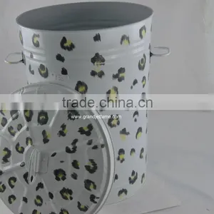 Indooor Decoratin Big Colorful Metal Garbage Bin thumbnail-2