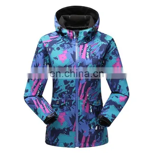 Women's Hiking Camping Outdoor Camo Jacket Waterproof Softshell Jacket thumbnail-2