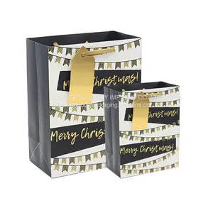 Custom Reusable Coated Paper Christmas Gift Packaging Bag thumbnail-4