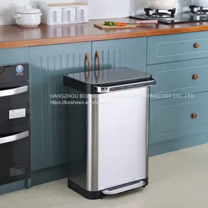 Metal Trash Can thumbnail-1