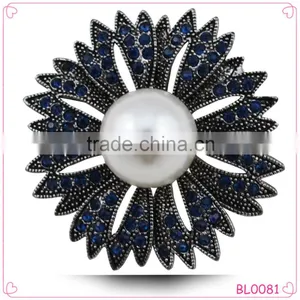 Europe and the United States Fashion Alloy Big Pearl Brooch Blace Charming Jewelry thumbnail-1