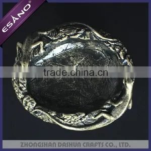 Hot Sales Custom Made Bronze Cigar Ashtray thumbnail-3