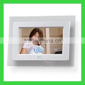 Photo Frame Clock With sd Usb 7inch Photo Frame With Shine Piano ABS Frame thumbnail-1