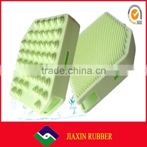 Innovative and Practical Household Silicone Spa Exfoliating Glove thumbnail-1