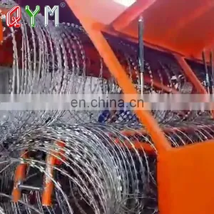 CBT65 CBT60 Galvanized Security Concertina Razor Wire With Pallet thumbnail-5
