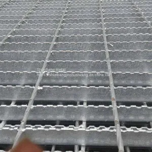 Composite Steel Grating, Galvanized Steel Grating, Steel Grating, Step Toothed Steel Grating, Steel Grating thumbnail-2