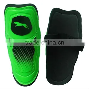 Professional Soft Plastic Soccer Shin Guard thumbnail-1