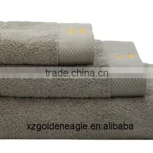 100% Cotton Bath Towel thumbnail-4