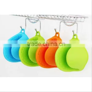 Hot Sale Microwave Oven Use Silicone Hand Gloves/heat Resistant Silicone/baking Silicone Microwave Oven Gloves thumbnail-3