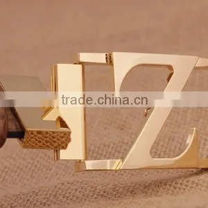 Customized Zinc Alloy Buckle From Shenzhen Factory thumbnail-3