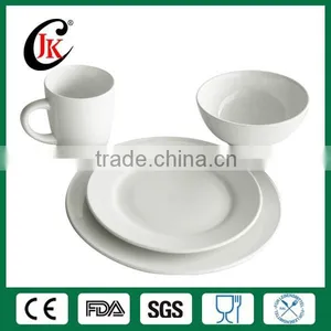 Wholesale Cheap Ceramic Dinner Set, Customized Porcelain Dinnerware Set for Restaurant thumbnail-1