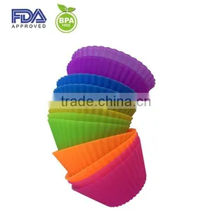 Colorful Silicone Muffin Mold thumbnail-2