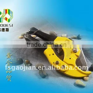 PVC Pipe Cutter thumbnail-1