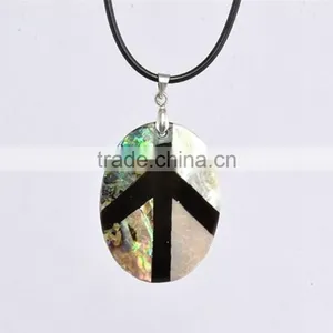 High End Handmade Stripe Sea Shell Pendant Necklace Carved Abalone Shell Necklace for Engagement Return Gift thumbnail-4