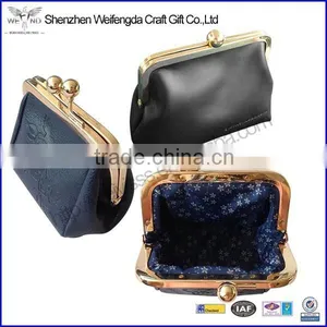 Flower Print Faux Leather Retro Coin Purse With Metal Clip thumbnail-1
