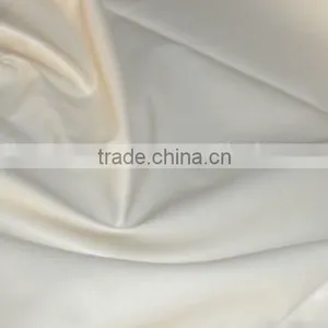Textile China Supplier Wholesale Fabric 2014 Newly Design Polyester Pongee Taffeta for Garment, Lining,suit, Jacket,proof Coat thumbnail-4