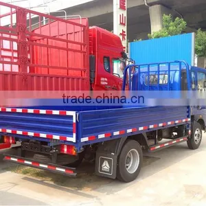 Sinotruk HOWO Lorry Truck 4x2 One and Half Row Light Cargo Truck for Sale thumbnail-4