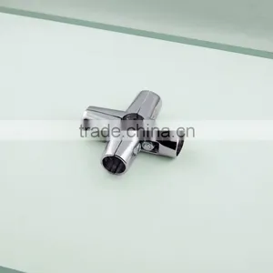 Metal 4 Ways Oxygen Tube Connector thumbnail-2