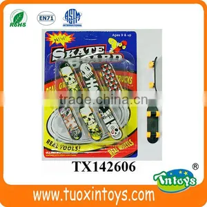 Mini Plastic Finger Skate Board Sport Game Toys for Children thumbnail-5