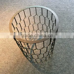 Metal Iron Black Leg High Grade Quality End Table thumbnail-3