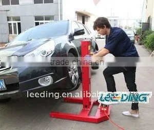 Air/Hydraulic Car Lift thumbnail-1