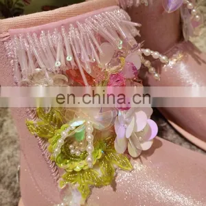 Aidocrystal New Style Comfortable Warm Women Shoes China Wholesale Winter Girl Lovely Bling Snow Boots thumbnail-3