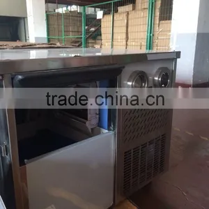 Working Table Ice Machine for Beverage and Bar Shop Use thumbnail-4