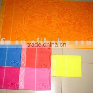 Jacquard Towel With Velvet thumbnail-1