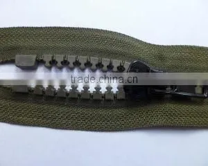 8# Resin Zipper Plastic Zipper Open End With Painted Auto-lock Slider Zipper Jacket Zipper Coate Zipper thumbnail-2