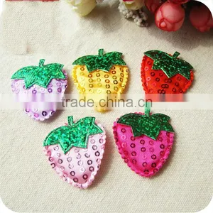 Lovely Sequin Fabric Ultrasonic Strawberry Shape 3D Applique Padded Patch for Garment thumbnail-1