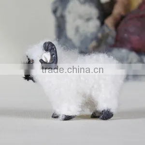 Handmade Giant Stuffed Animals Fake Fur Fabric Sheep Plush Toys thumbnail-5