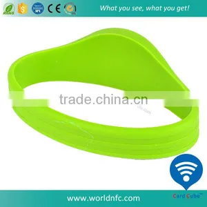 Hot Design Selling RFID Wristbands Silicone RFID Wristbands for Event&Festival thumbnail-3