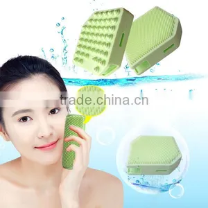 Easy Use 2017 New Soft Silicone Massage Glove thumbnail-3