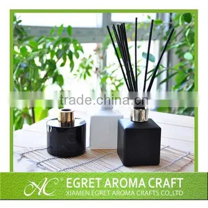 2015 Arrival New Types Tent Shape Black Glass Bottle With Rattan Sticks Room Air Freshener thumbnail-2