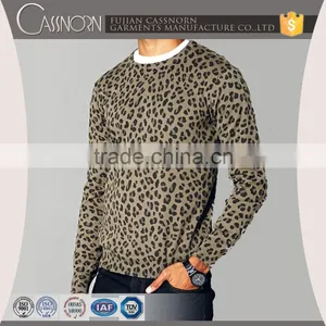 Fashionable Crew Neck Leopard Pattern Cotton Long Sleeve Men Pullover Sweater thumbnail-1