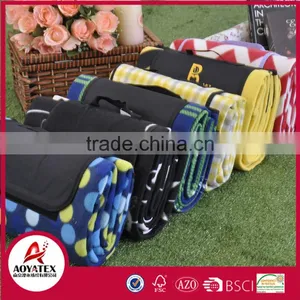 Waterproof Polar Fleece Leisure Outdoor Picnic Blanket thumbnail-2
