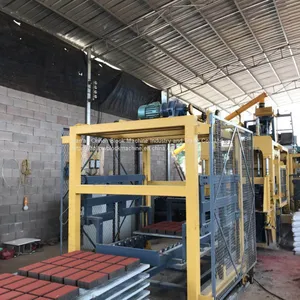 Cement Brick Making Machine Onnoh QT4-15 Automatic Color Brick Machine Suppliers thumbnail-4