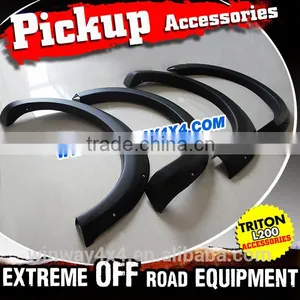 2015 TRITON L200 ABS BLACK FENDER FLARE thumbnail-1