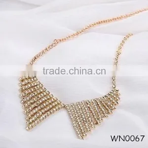 2015 Hot Selling Heavy Necklace Fashionable Gold Shield Necklace Elegant With Drill Bow Fake Collar Necklace thumbnail-1