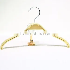 Wooden Clothing Hanger With Non-slip Film thumbnail-3