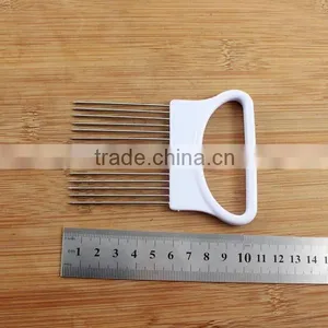 Plasitc Onion Holder thumbnail-2
