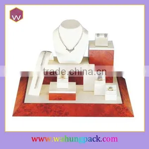 High-end Jewellery Display for Jewel Exhibition thumbnail-6