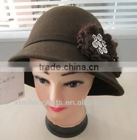 Wholesale Wool Felt Cloche Hat With Knitted Flower With Factory Price thumbnail-1