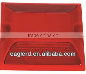 Red Plastic Road Studs With Double Reflectors thumbnail-1
