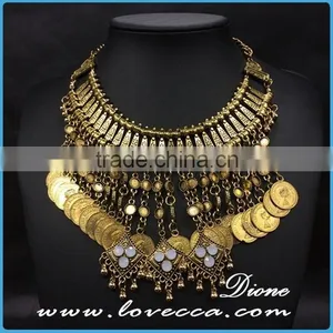 Fashion Flower Pearl Necklace thumbnail-2