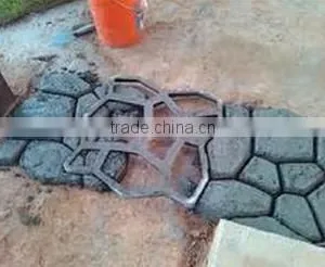 DIY Plastic Stepping Stone Mold Pattern Concrete Strolls thumbnail-3