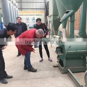 Low Price Wood Cutting/powder Machine thumbnail-2