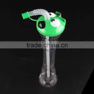 Plastic Fruit Cup With Straw and Lid thumbnail-2