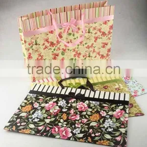 Flower Design Foldable Gift Bag With Bowknot/ Shopping Bag thumbnail-3